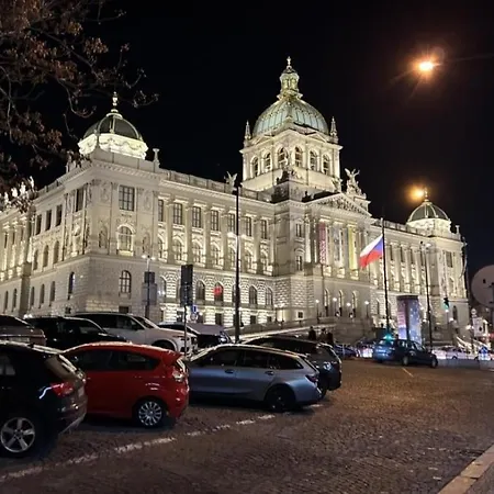 Apartment Luxury With Great View Prague